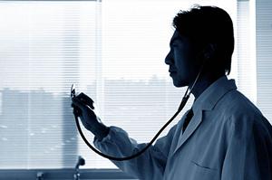 インプラントなら自分の歯の様な感覚で食事が可能です