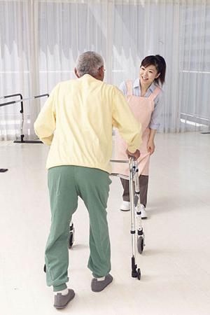 女性医師による安心の皮膚科診療：あなたの肌の悩みを解決する専門ガイド